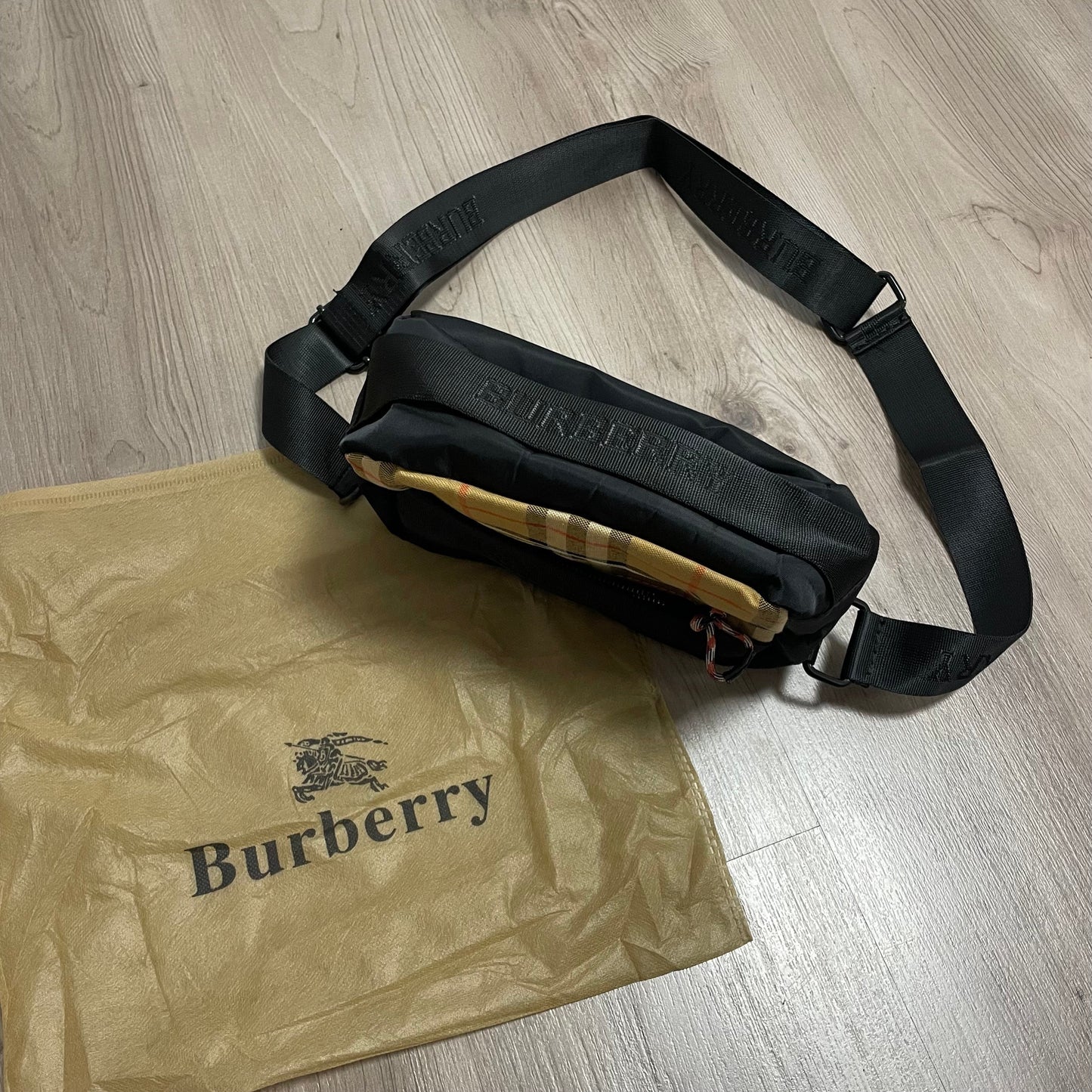 BANDOLERA BURBERRY